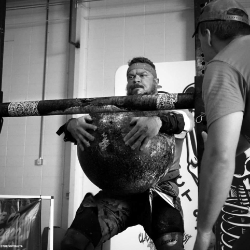 Strongman Champions League - World Record Weight for height 26 Kg